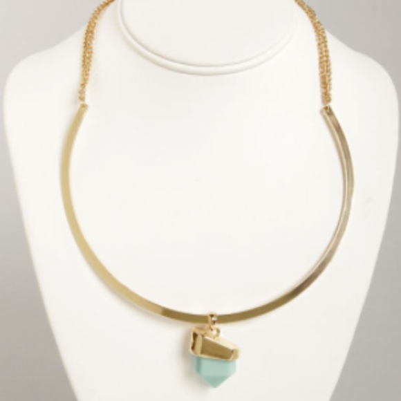 Lulus gold bib necklace with blue stone BRAND NEW - Picture 1 of 5